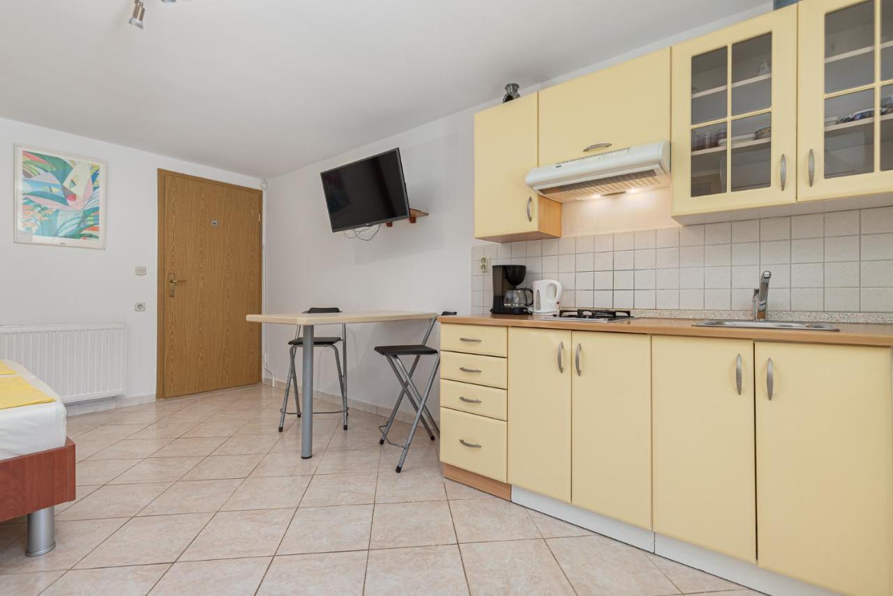 شقة Haus Eva Novigrad Istria المظهر الخارجي الصورة