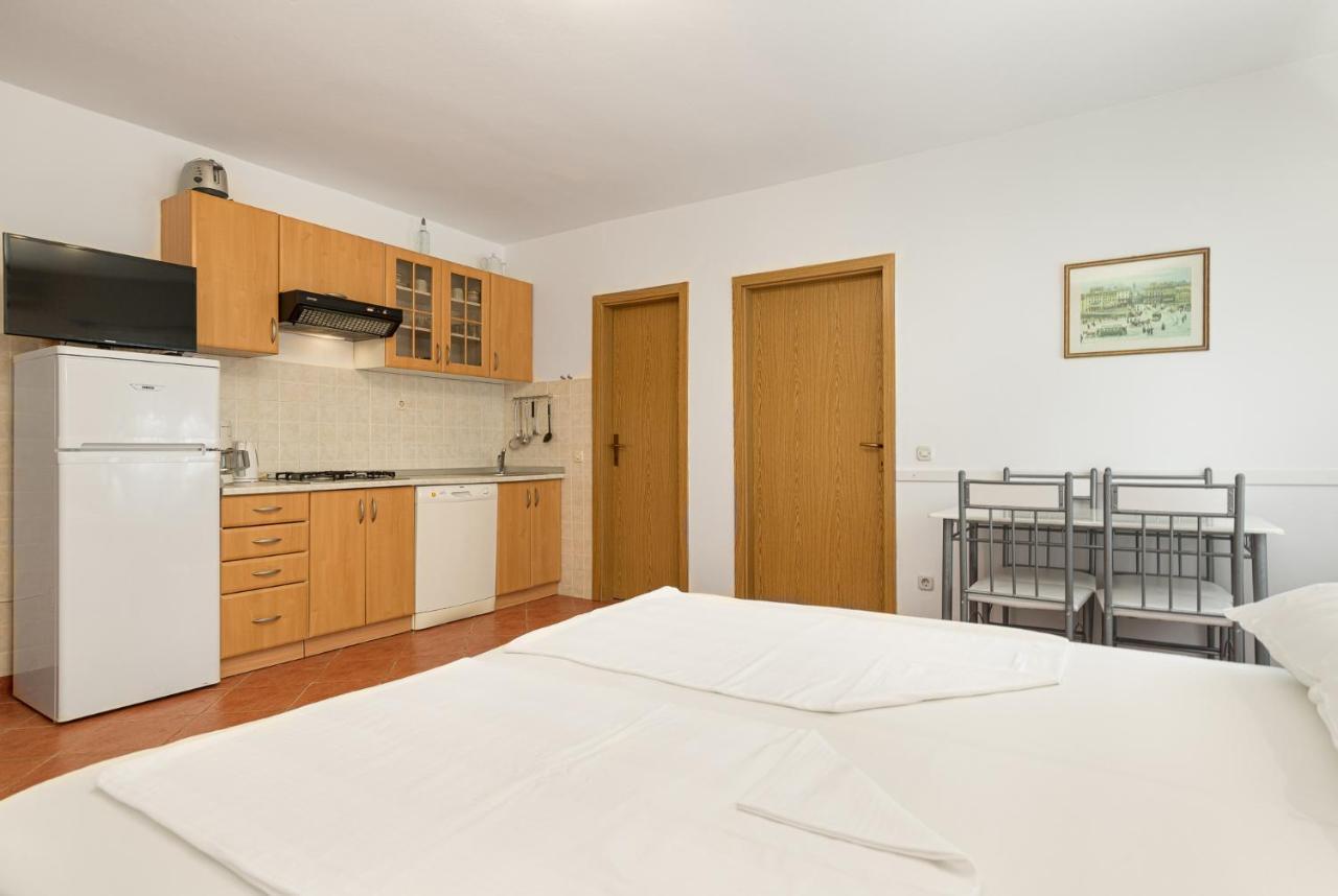 شقة Haus Eva Novigrad Istria المظهر الخارجي الصورة